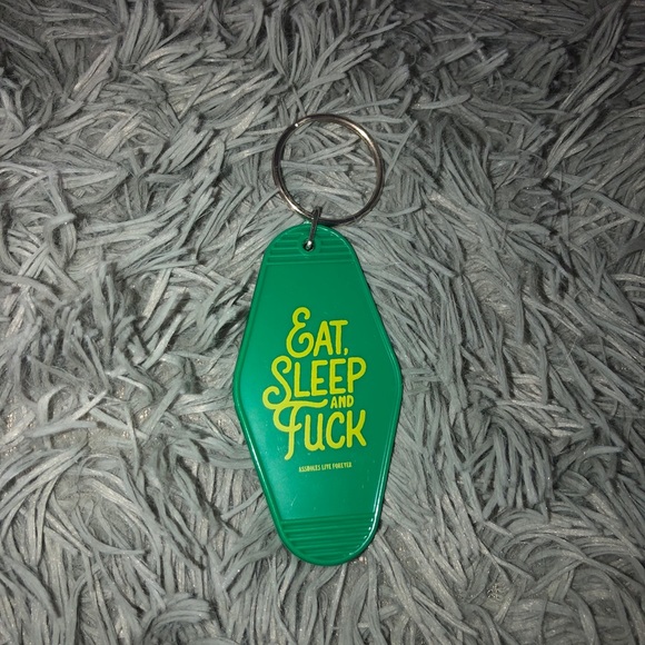 ALF Keychain - Picture 3 of 4